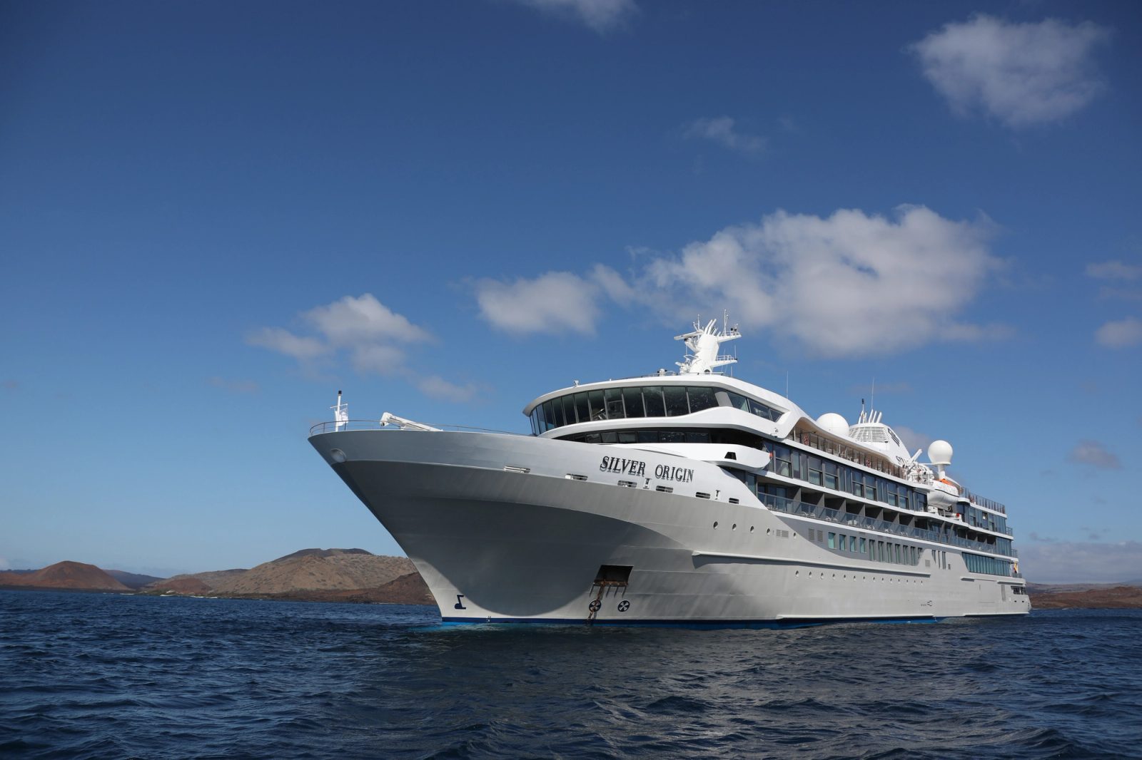 Silver Origin sailing in the Galapagos Islands